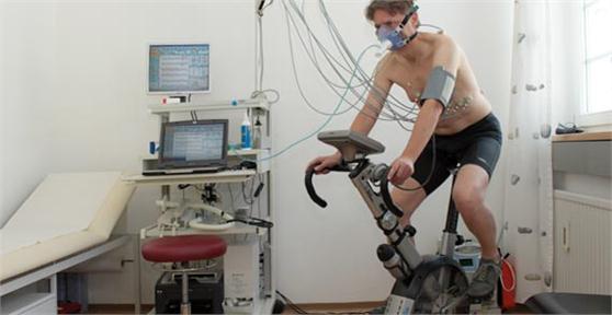 Sport-Check-Up Untersuchung für Hobbysportler und Profisportler Sport-Check-Up Untersuchung für Hobbysportler und Profisportler